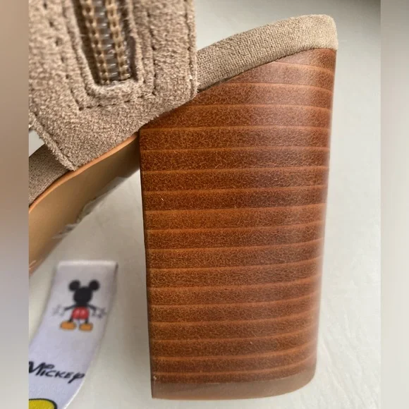 DSW • Crown Vintage Elsey Sandal - Picture 7 of 15